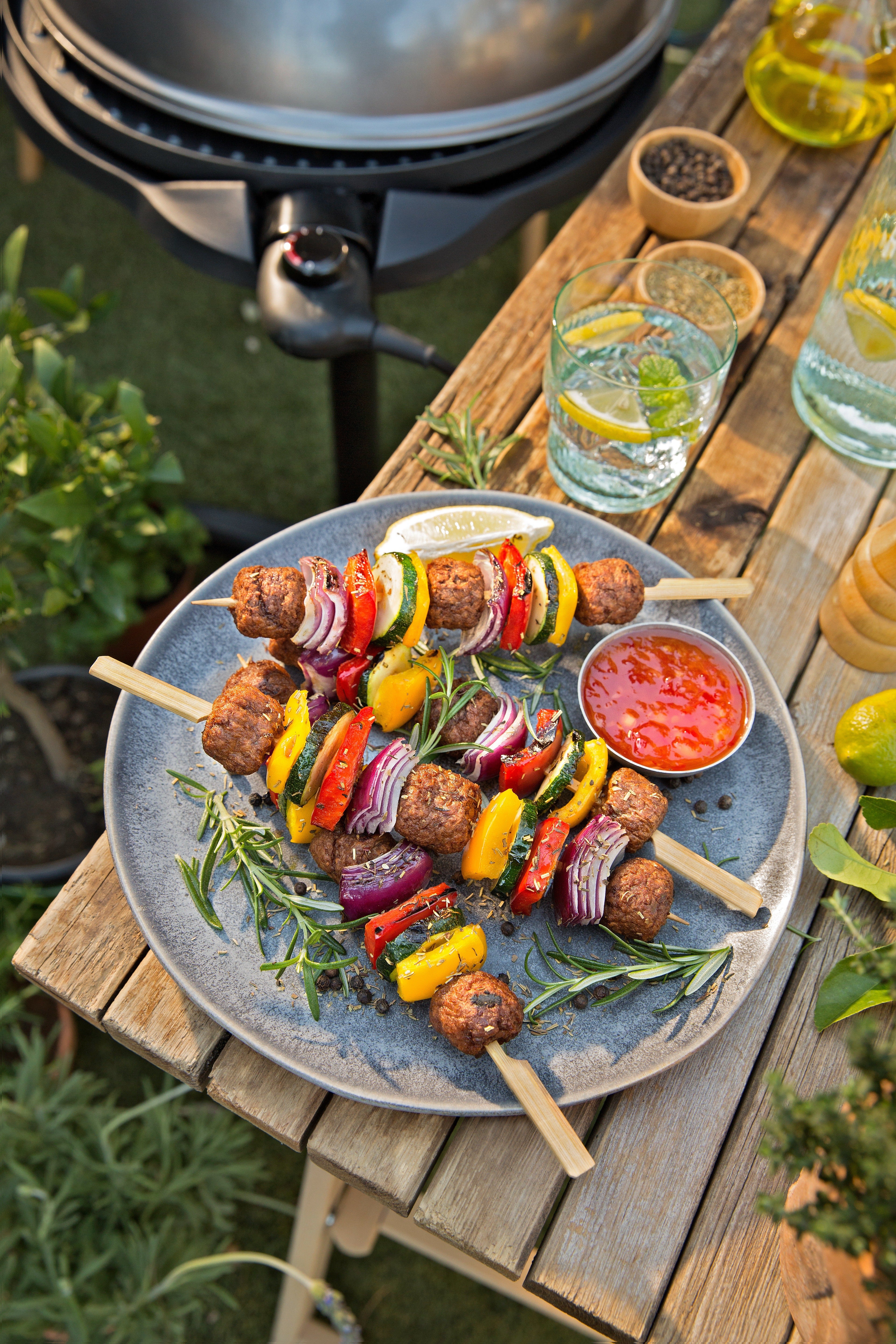 Veganské koule špízy