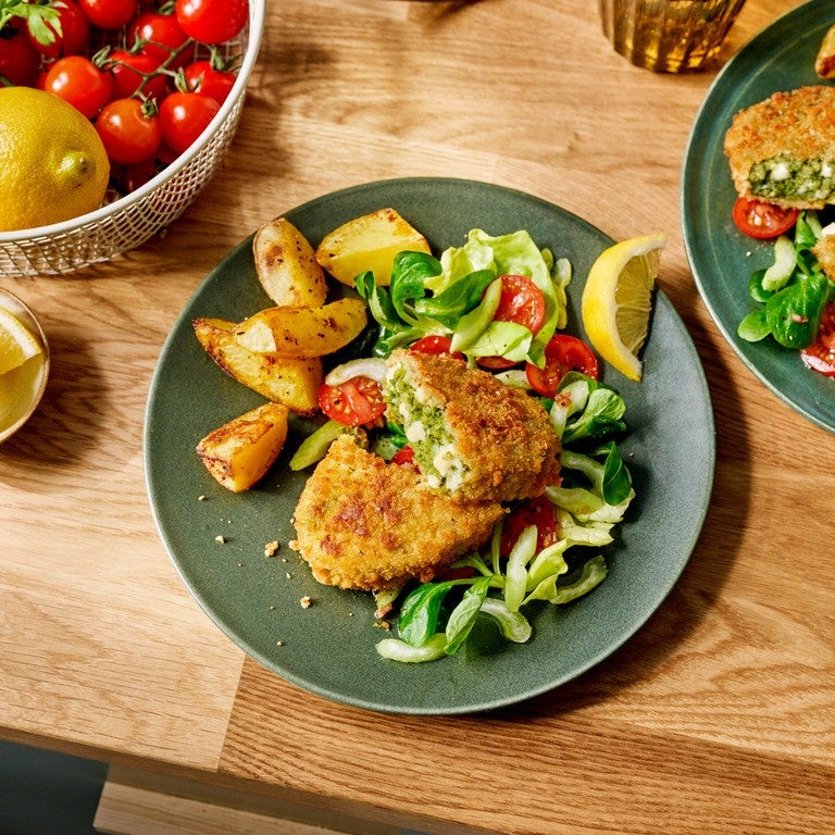 Lehká večeře se špenátovým sýrem Rondo, celerový salát